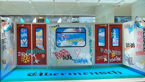 Retail fandom_G-Dragon